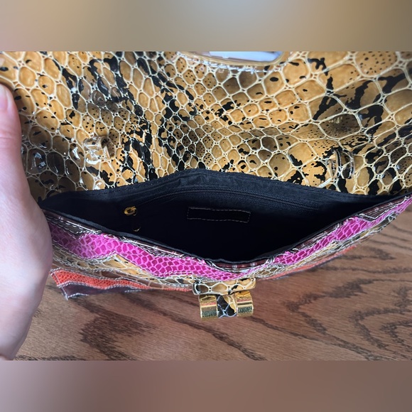 Multicoloured snake print clutch - Picture 4 of 5